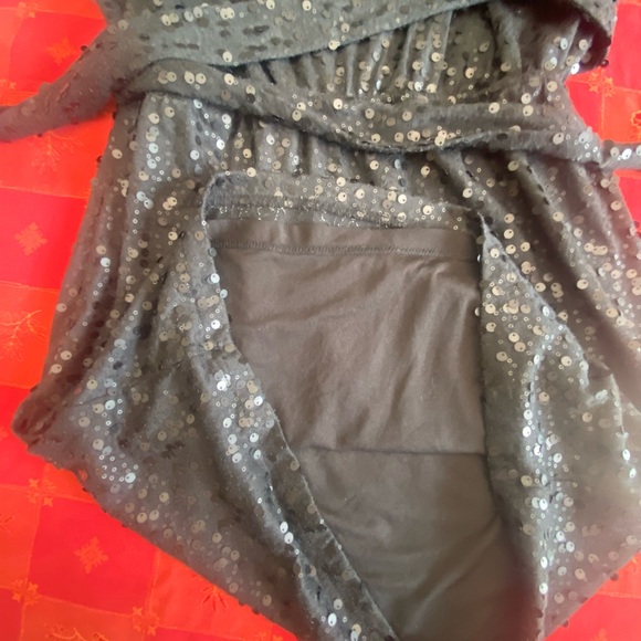New York & company black sequins dress - Picture 5 of 6